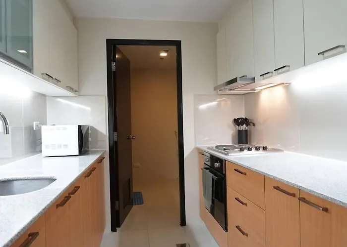 Mactan Newtown Family Breakaway! Appartement *